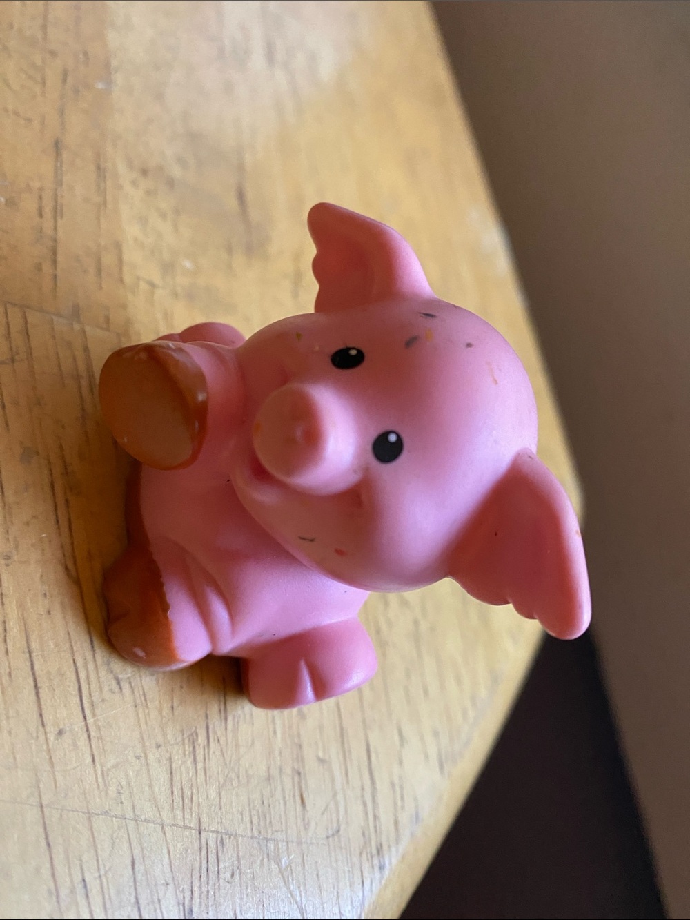 FISHER PRICE LITTLE PEOPLE PIG SITTING IN MUD FARM BARN NATIVITY REPLACEMENT FIG